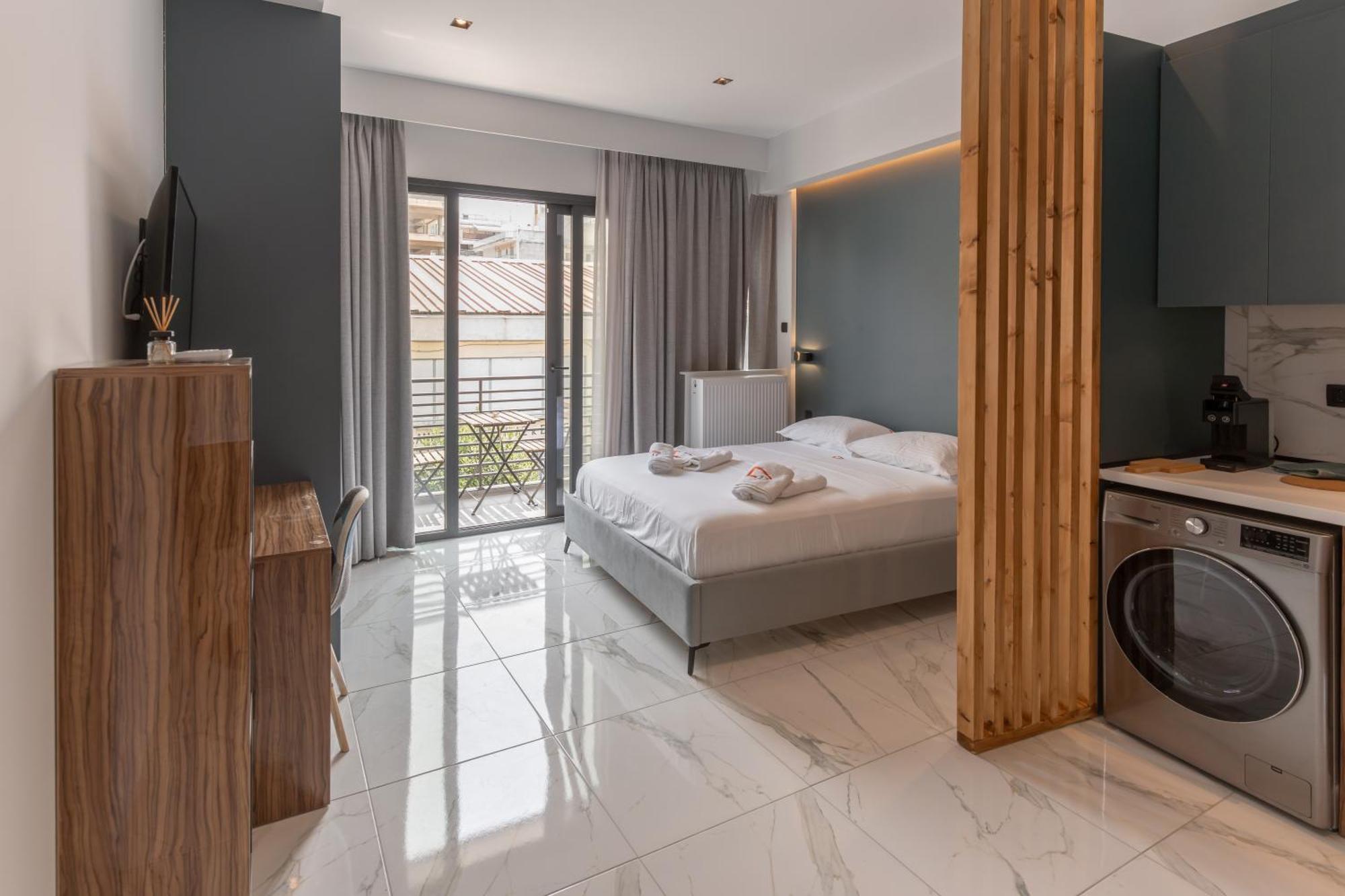 Δ17 Suites & Apartments Лариса Екстериор снимка