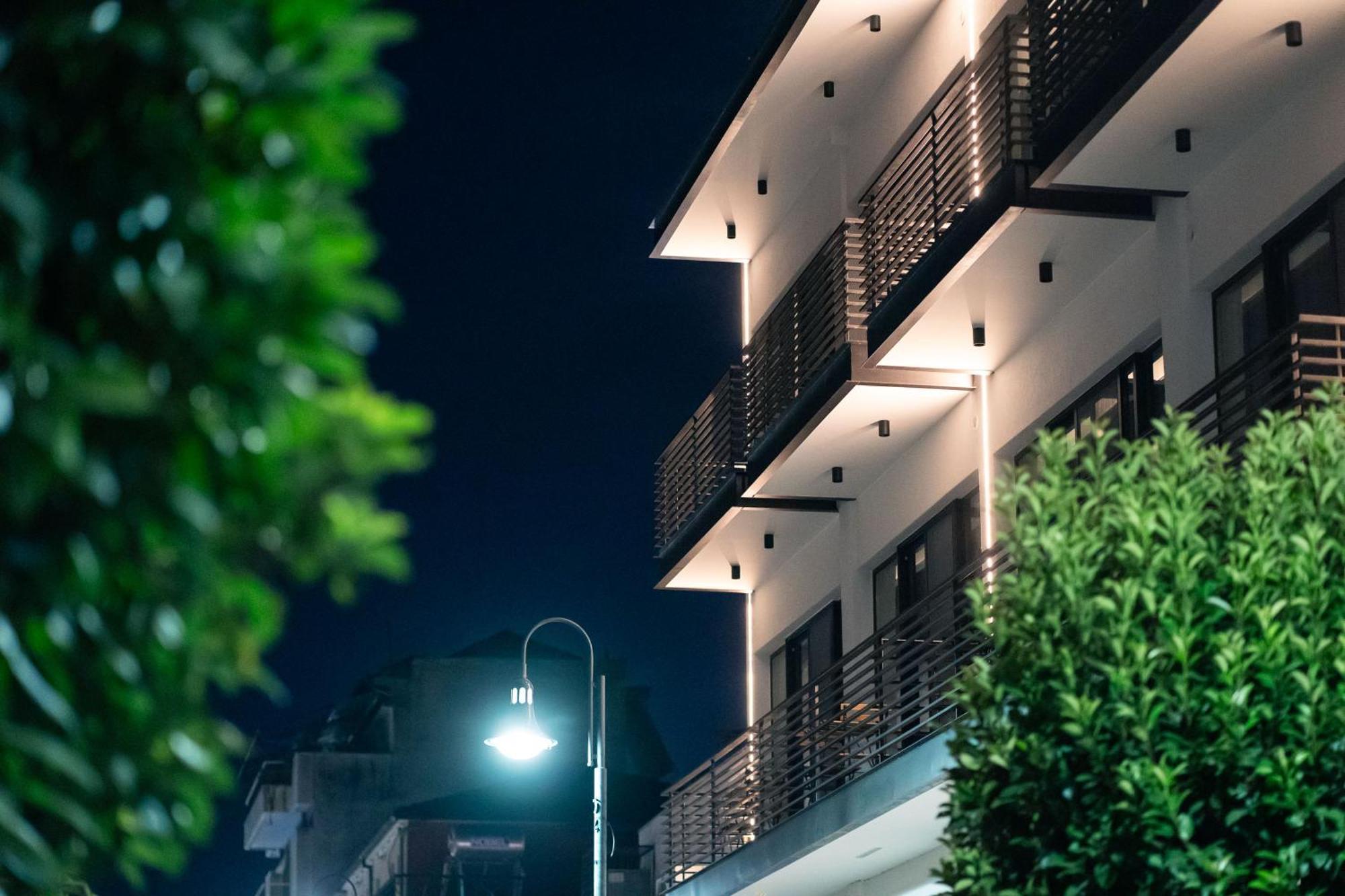Δ17 Suites & Apartments Лариса Екстериор снимка